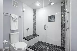 828 Slaters Ln, Alexandria, VA 22314 - Photo 24