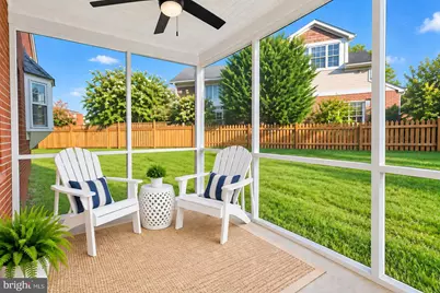 709 W View Terrace, Alexandria, VA 22301 - Photo 2