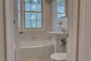 1209 N Pitt St, Alexandria, VA 22314 - Photo 12