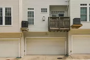 940 Harrison Cir, Alexandria, VA 22304 - Photo 34