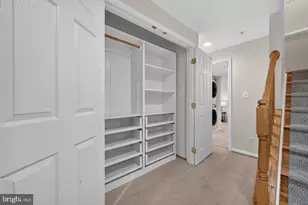 122 Sanborn Pl, Alexandria, VA 22305 - Photo 6