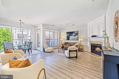 1725 Kingsgate Court #304, Alexandria, VA 22302 - Photo 6