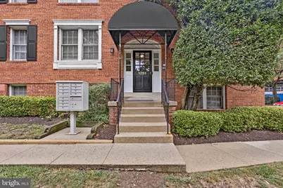 1251 E Abingdon Drive #1112, Alexandria, VA 22314 - Photo 2