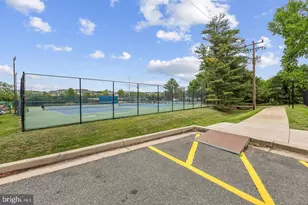 1024 Valley Dr, Alexandria, VA 22302 - Photo 22