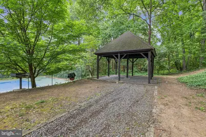 1024 Valley Drive, Alexandria, VA 22302 - Photo 26