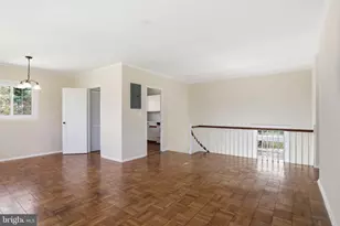 3105 Martha Custis Dr, Alexandria, VA 22302 - Photo 6