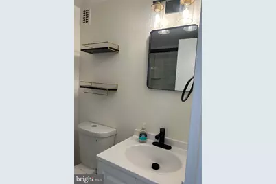 5340 Holmes Run Parkway #516, Alexandria, VA 22304 - Photo 16