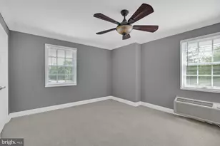 1700 W Abingdon Dr, Alexandria, VA 22314 - Photo 26