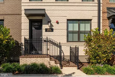 213 Montgomery Street, Alexandria, VA 22314 - Photo 2