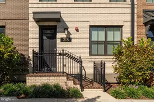 213 Montgomery St, Alexandria, VA 22314 - Photo 2
