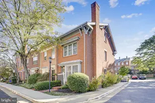501 Colecroft Ct, Alexandria, VA 22314 - Photo 1