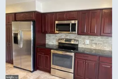 13 E Cliff Street, Alexandria, VA 22301 - Photo 2