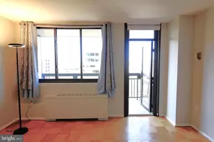 801 N Pitt St, Alexandria, VA 22314 - Photo 8