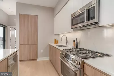 701 Swann Avenue #606, Alexandria, VA 22301 - Photo 16