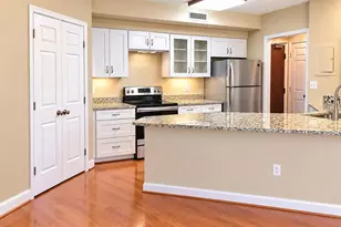 801 S Pitt St, Alexandria, VA 22314 - Photo 2