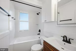 906 S Washington St, Alexandria, VA 22314 - Photo 16