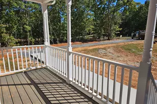 121 Sharps Creek Dr, Scottsville, VA 24590 - Photo 4