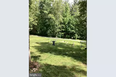316 Coles Creek Lane, New Canton, VA 23123 - Photo 18
