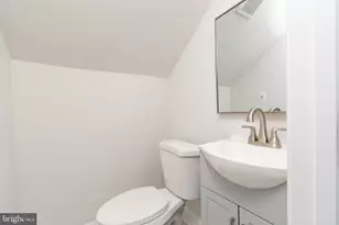 1812 Pkwy, North Chesterfield, VA 23224 - Photo 36