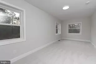 1812 Pkwy, North Chesterfield, VA 23224 - Photo 32