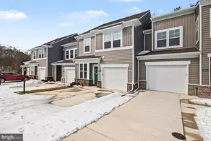 3630 Irby Pond Dr, Midlothian, VA 23112 - Photo 2