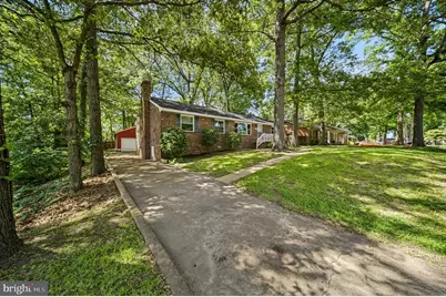 2168 Armada Drive E, Chesapeake, VA 23321 - Photo 2