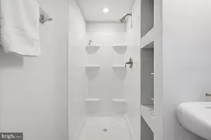 311 S Buckmarsh St, Berryville, VA 22611 - Photo 34