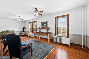 325 S Church St, Berryville, VA 22611 - Photo 10