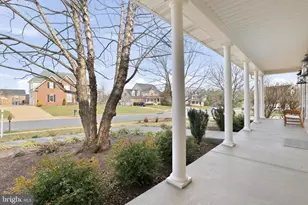 413 Montgomery Ct, Berryville, VA 22611 - Photo 2