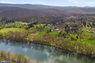 1527 Shenandoah River Ln, Boyce, VA 22620 - Photo 2