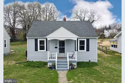 19 Page Street, Berryville, VA 22611 - Photo 1