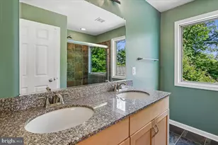 250 Lafayette Ln, Paris, VA 20130 - Photo 24