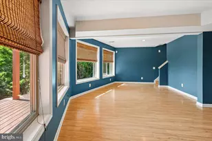 250 Lafayette Ln, Paris, VA 20130 - Photo 10