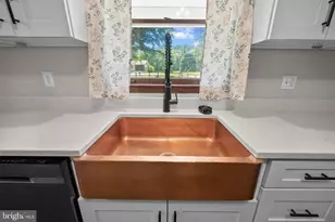 2085 Crums Church Rd, Berryville, VA 22611 - Photo 16