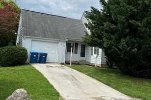 7 Circle Dr, Berryville, VA 22611 - Photo 6