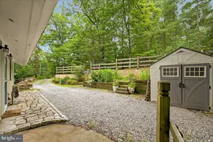 692 Laurel Ln, Bluemont, VA 20135 - Photo 8