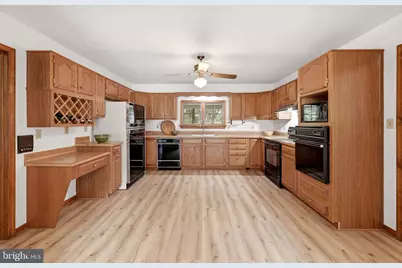 10393 Harry Byrd Highway, Berryville, VA 22611 - Photo 16