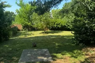 237 Cameron St, Berryville, VA 22611 - Photo 2