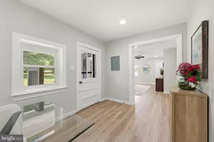 5835 Lord Fairfax Hwy, Berryville, VA 22611 - Photo 8