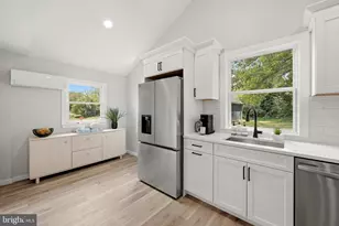 5835 Lord Fairfax Hwy, Berryville, VA 22611 - Photo 12