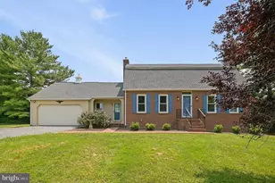 2794 Bishop Meade Rd, Boyce, VA 22620 - Photo 2