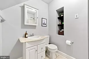 203 W Main St, Berryville, VA 22611 - Photo 20