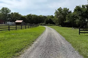 857 Page Brook Ln, Boyce, VA 22620 - Photo 6