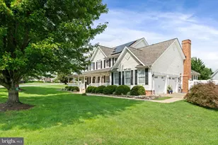 401 Hancock Ct, Berryville, VA 22611 - Photo 4