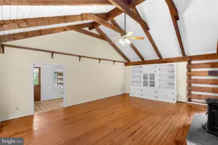 422 Duke Ln, Bluemont, VA 20135 - Photo 10