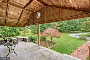422 Duke Ln, Bluemont, VA 20135 - Photo 4