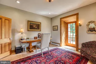 18777 Blueridge Mountain, Bluemont, VA 20135 - Photo 16