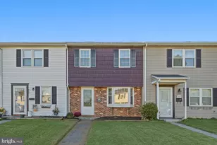 211 E Fairfax St, Berryville, VA 22611 - Photo 1