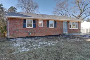 302 Harris Rd, Charlottesville, VA 22903 - Photo 2