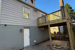 242 Monte Vista Ave, Charlottesville, VA 22903 - Photo 4